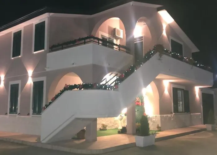  Villa Antonella